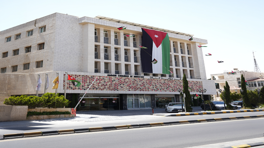 غرف الصناعة: يوم العلم مناسبة لترسيخ معاني الانتماء والفخر بالوطن